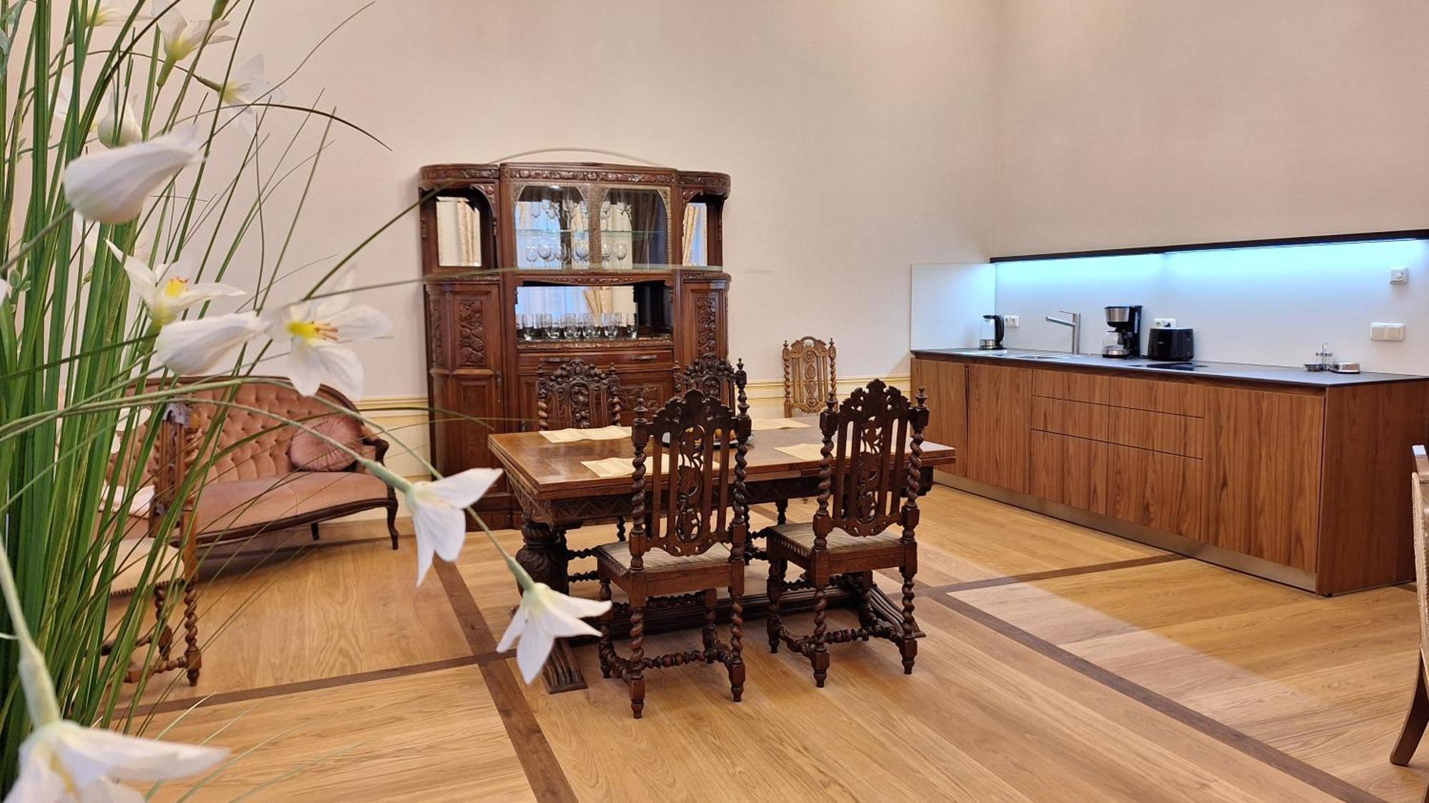 Stadtpalais Koenigssuite Maximal 2 Personen Und 1 Kleinkind Bautzen Buitenkant foto