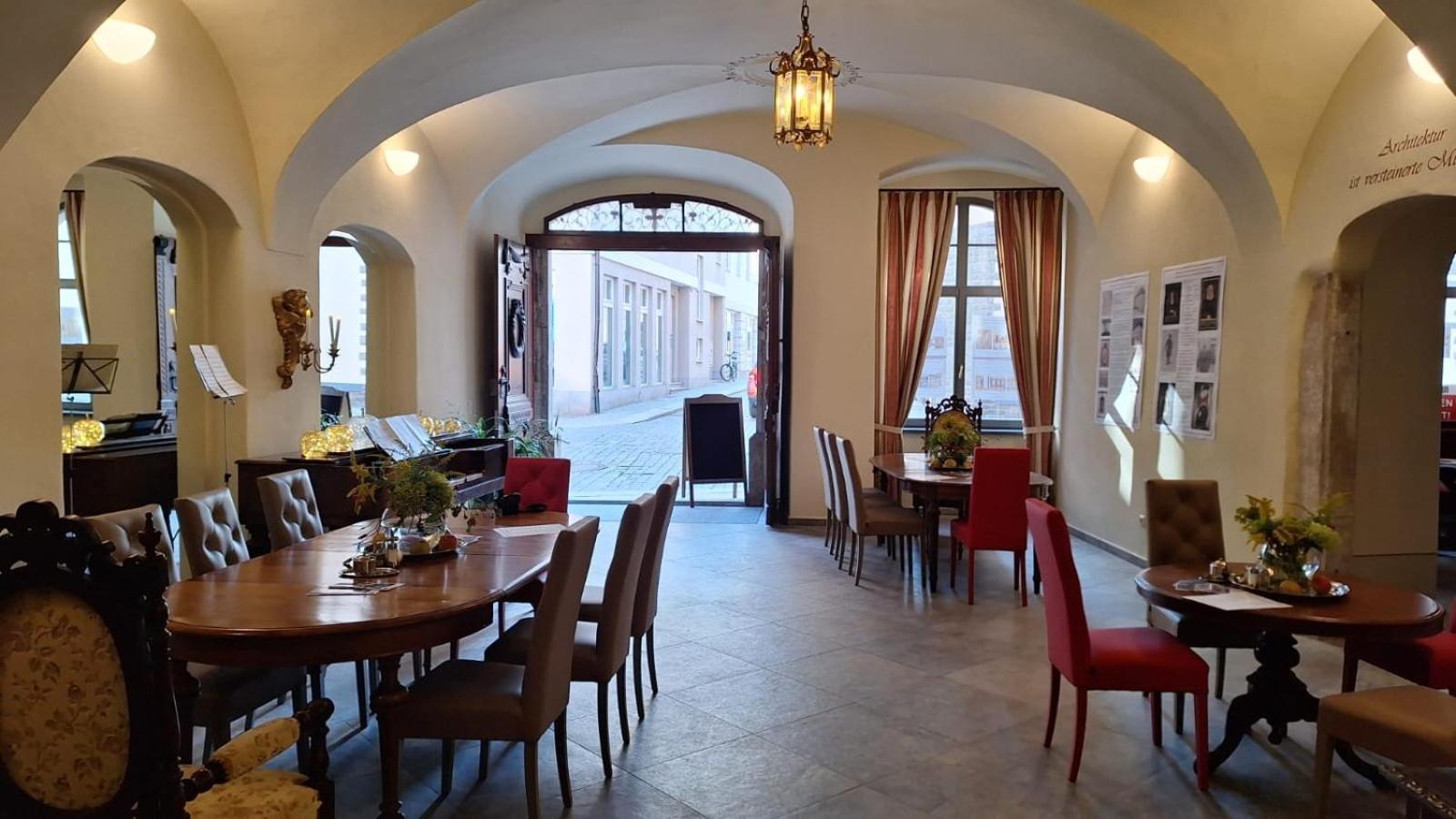 Stadtpalais Koenigssuite Maximal 2 Personen Und 1 Kleinkind Bautzen Buitenkant foto